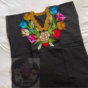 NWOT Embroidered Mexican Blouse